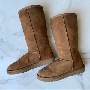 UGG | Classic Tall Boots | chestnut brown | size 7